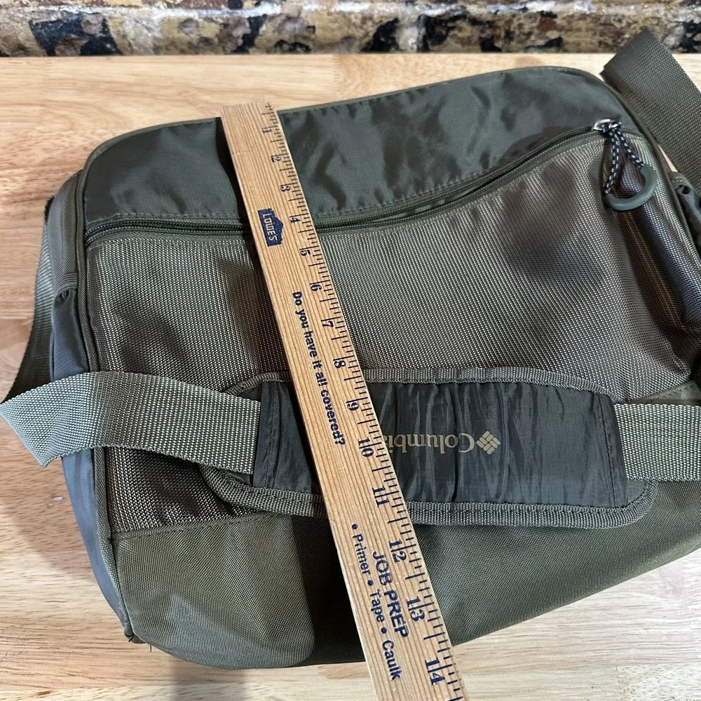 Columbia Expedition Ridge Duffle Diaper Bag green with pad